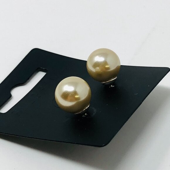 4/$25 Pilgrim Pearl Studs Earrings - Picture 2 of 4